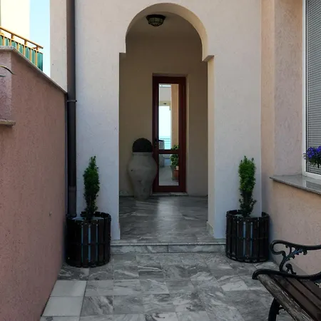 公寓 Sineva - Perfect Location And Amazing View 索佐波尔